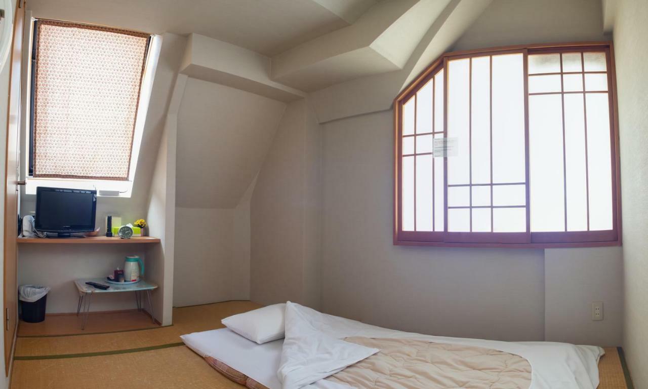 西向家庭旅馆 東京都 外观 照片